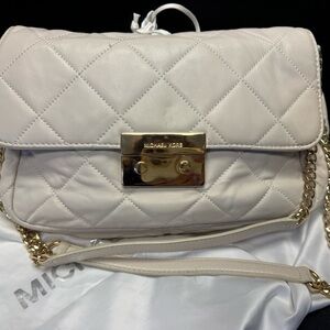 Michael Kors Sloan XL Chain Leather Shoulder Bag Ivory‎ Gold & Wallet